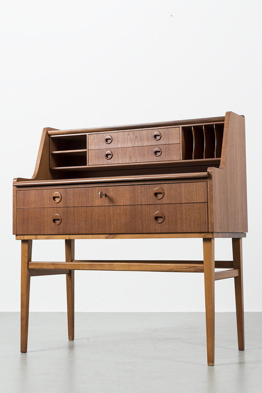 AB Broderna Gustafsson vintage secretary