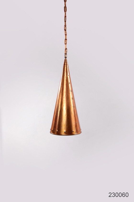 Image 1 of Lampe suspendue danoise en cuivre martelé à la main E.S Horn Aalestrup, années 1950