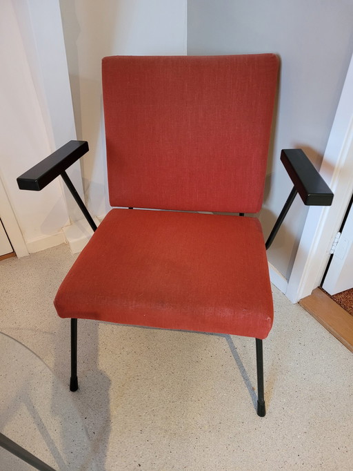 Seat Consisting Of A Table And Two Chairs