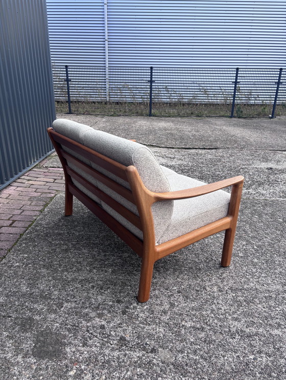 Image 1 of Divano vintage danese a due posti in teak Silkeborg