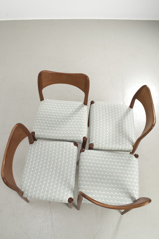 Image 1 of 4x Hovmand Olsen chair