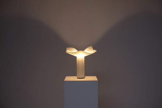 Image 1 of Artemide Area table lamp by Mario Bellini