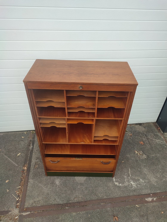 Image 1 of Armoire à portes roulantes, classeur, armoire de notaire - 1950s