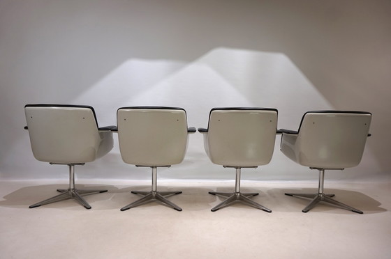 Image 1 of Set of 4 Wilkhahn 250 dining/office chairs by Friso Kramer