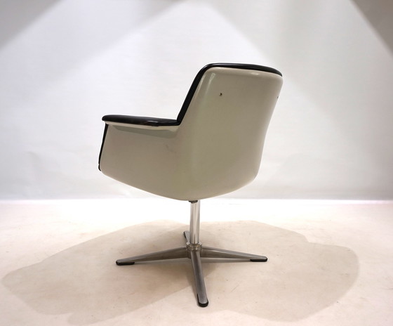 Image 1 of Set of 4 Wilkhahn 250 dining/office chairs by Friso Kramer