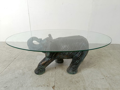 Mesa de centro vintage con forma de elefante escultural
