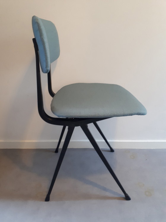 Image 1 of Friso Krame Result chair Ahrend Circel