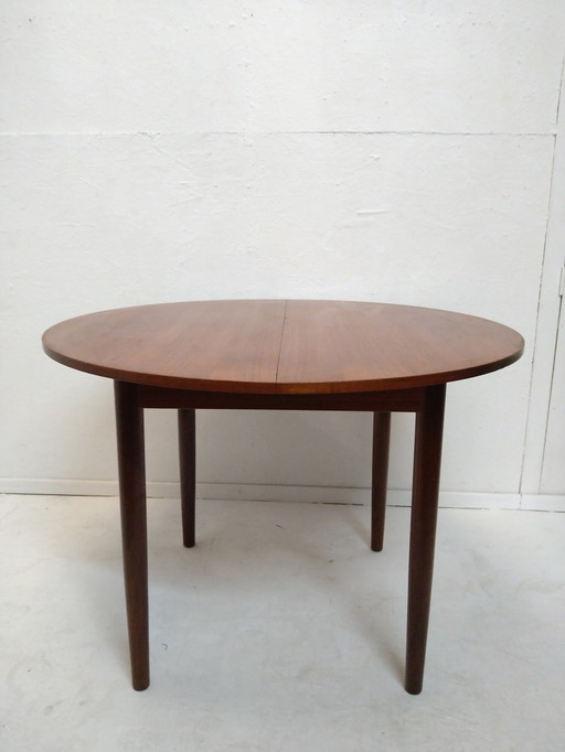 Vintage extendable table