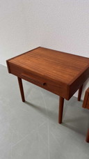 2 tables de chevet vintage