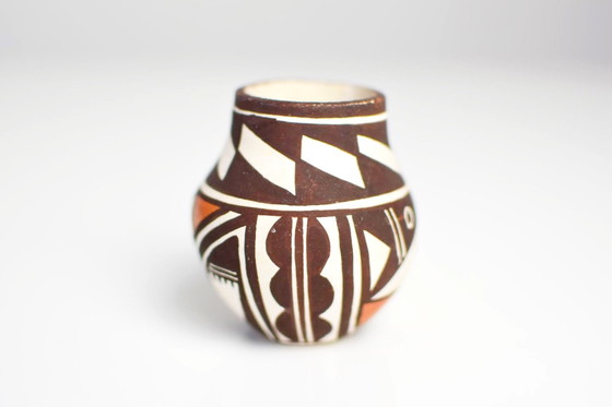 Image 1 of Vase Acoma