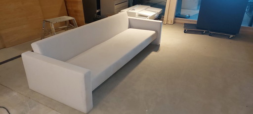 Bruut Design couch