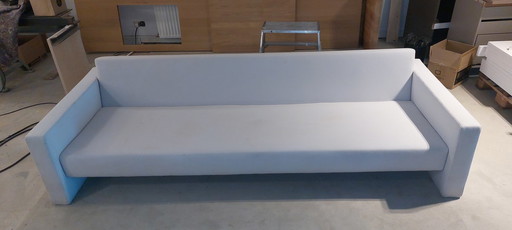 Bruut Design couch