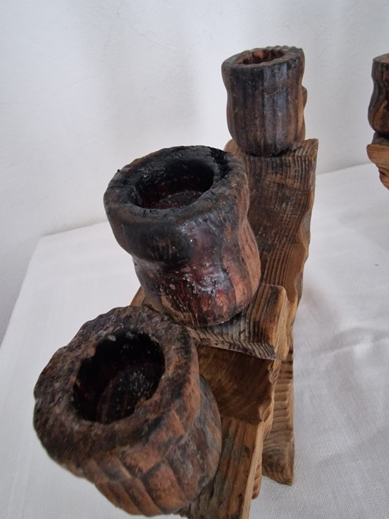 Image 1 of Coppia di candelabri brutalisti in legno 