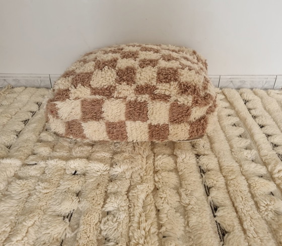 Image 1 of Berber cushion