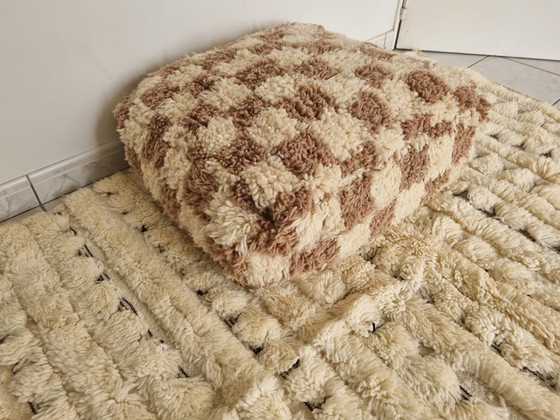 Image 1 of Berber cushion