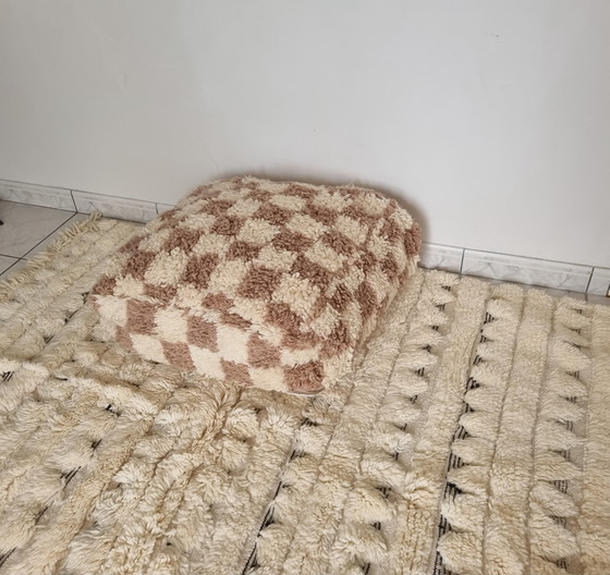 Image 1 of Berber cushion