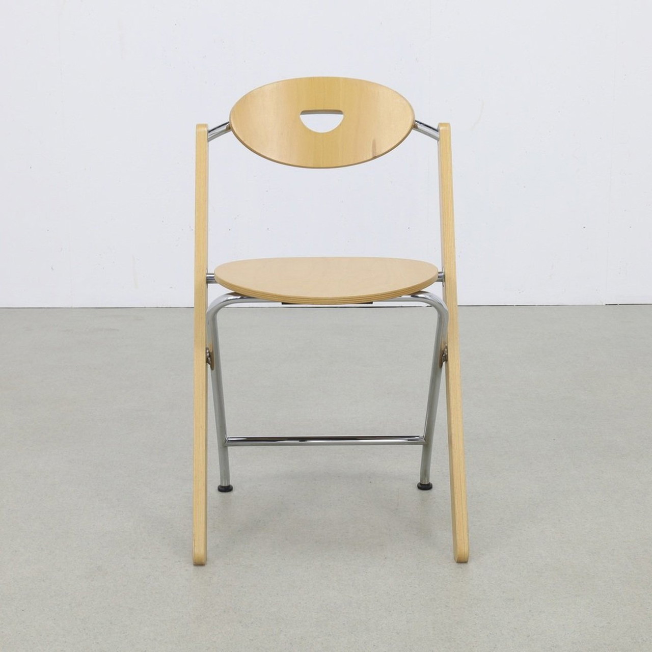Wood Folding chairs | P3 | Whoppah