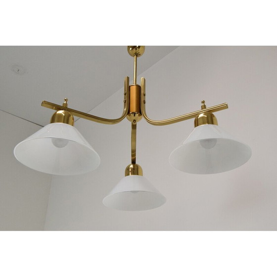 Image 1 of Lampadario in vetro e ottone di metà secolo, Cecoslovacchia, anni '80