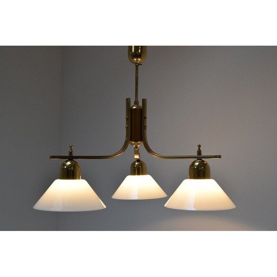 Image 1 of Lampadario in vetro e ottone di metà secolo, Cecoslovacchia, anni '80