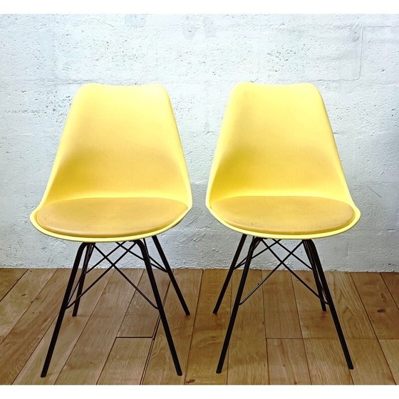 Image 1 of Sedia vintage in plastica gialla