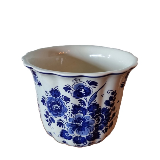 Image 1 of Delft blue flower pot