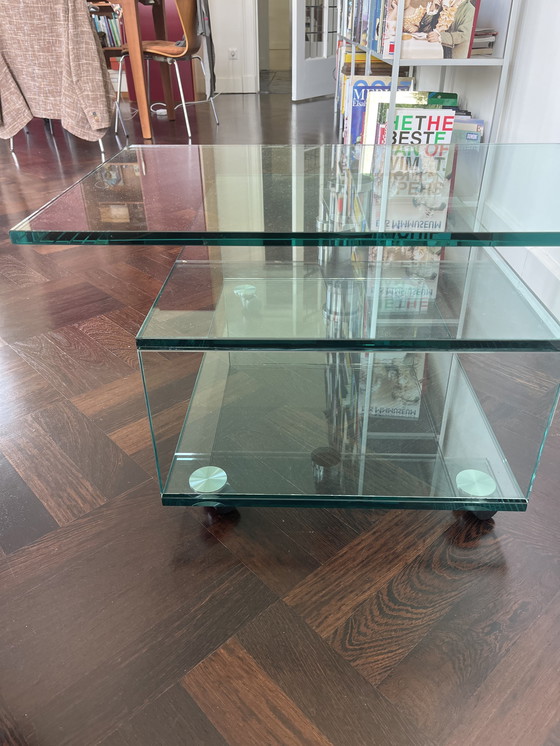 Image 1 of Table TV design