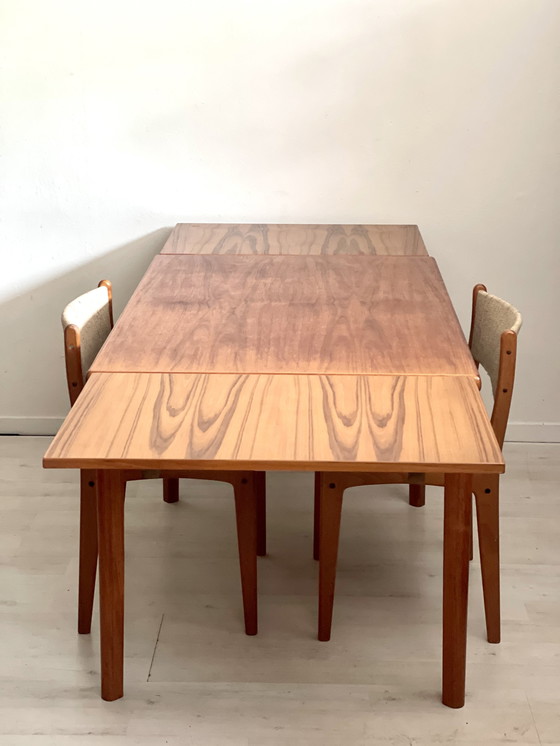 Image 1 of Table à manger vintage extensible