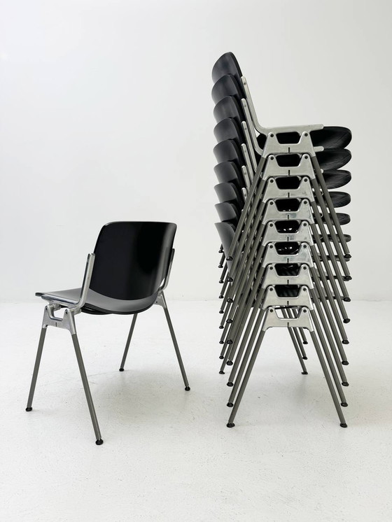 Image 1 of 6 Castelli stacking chairs chairs 1960s optional without armrests