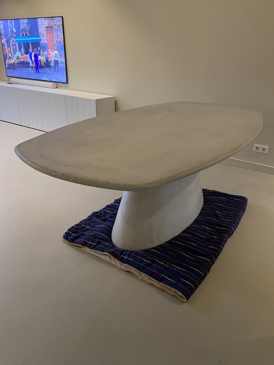 Image 1 of Goossens Dining Table Stone Danish Oval