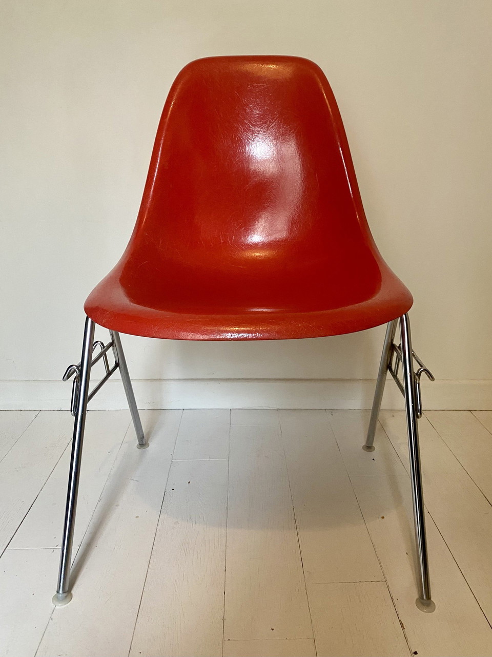 Eames Dss Chair Fibre De Verre, Herman Miller €400 Whoppah