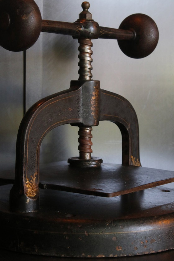 Image 1 of E.Ravasse Bindery Press