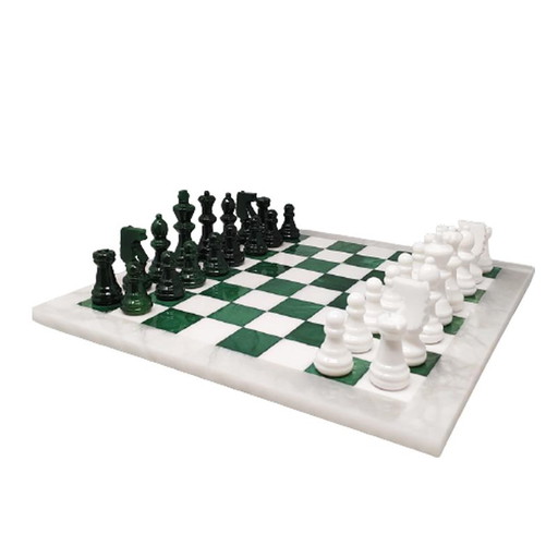 1970s Gorgeous Green and White Chess Set in Volterra Alabaster Handmade Made in Italy