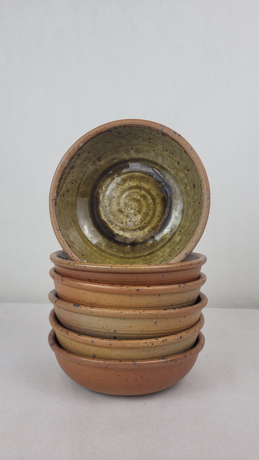 6 Pyrity Stoneware Soup Plates / Bowls