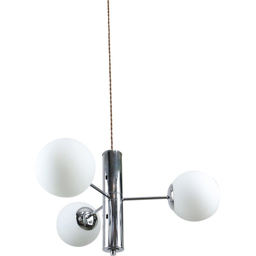 Vintage Sputnik chandelier in chrome and opaline, Italy 1970