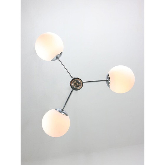Image 1 of Vintage Sputnik chandelier in chrome and opaline, Italy 1970