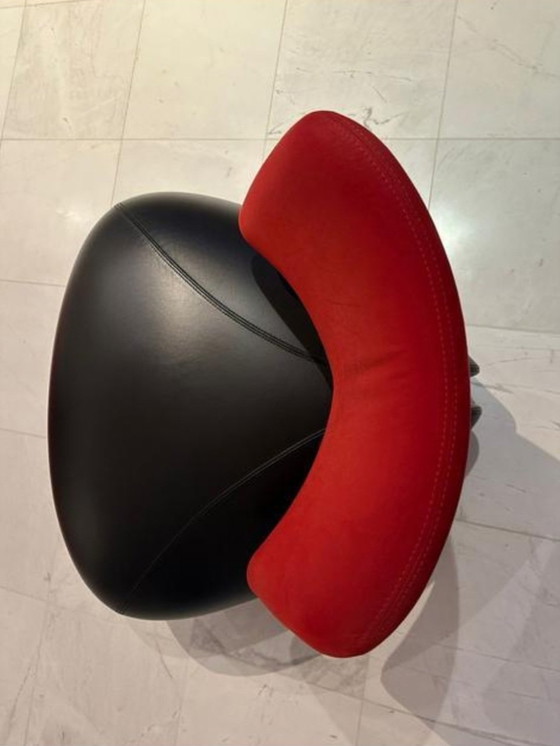 Image 1 of Leolux Pallone armchair