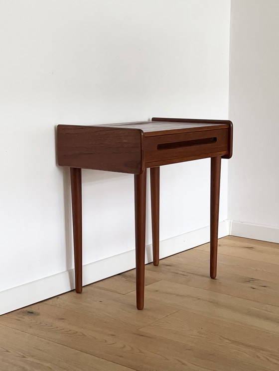 Image 1 of Danish Teak Nightstand Table de chevet Sideboard