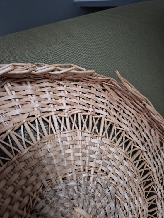 Image 1 of Vassoio portaoggetti/aperitivo in rattan vintage