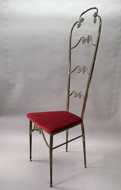 Chaise Chiavari avec dossier haut en laiton