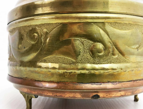 Image 1 of Scatola di caramelle vintage anni '70