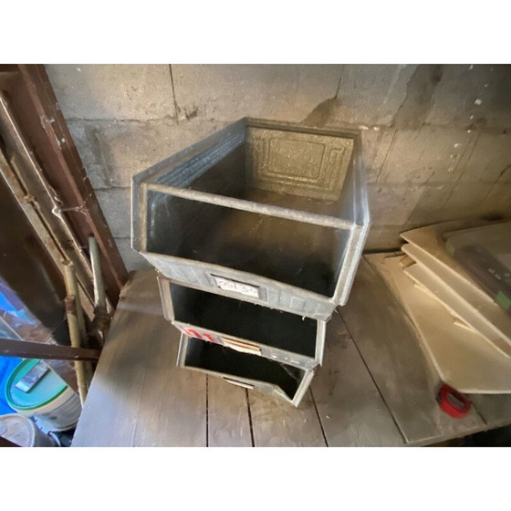 Image 1 of Set di 3 vassoi impilabili vintage in acciaio zincato, 1950