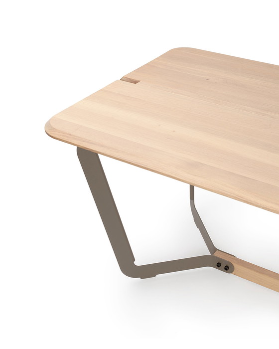 Image 1 of Odesi Stringer table