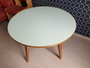 Table de salle à manger vintage
