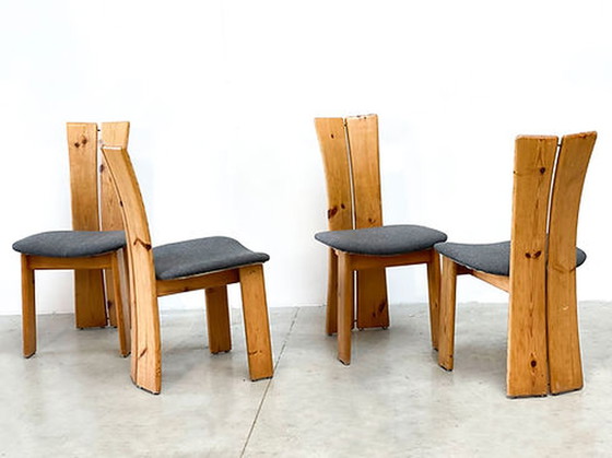 Image 1 of Set of 4 brutalist oak chairs