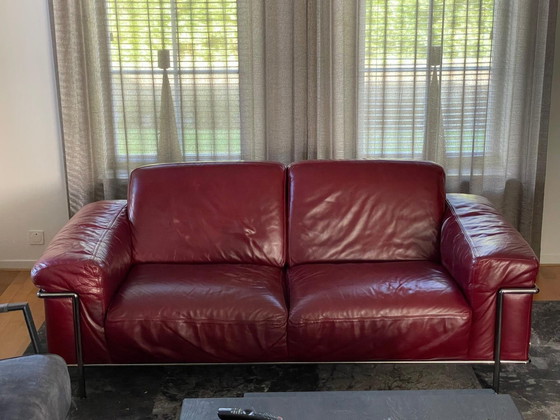 Image 1 of Sofá Natuzzi rojo burdeos - 2 plazas