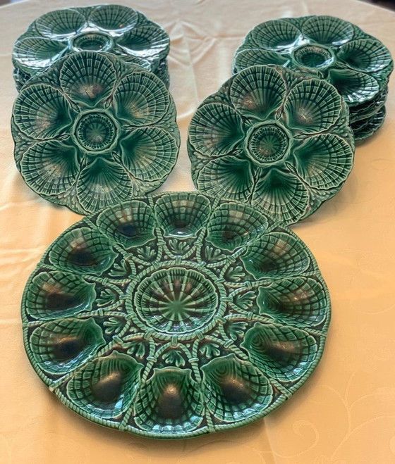 Image 1 of 1X Sarreguimines Green Serving Bowl With 12 Matching Oyster Plates