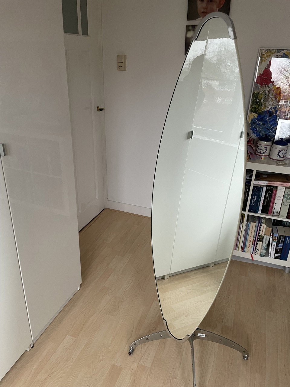 Adjustable Standing Mirror Of The Dulton Brand | €400 | Whoppah