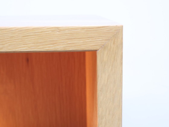 Image 1 of Buffet vintage en chêne blond avec portes coulissantes en verre fumé