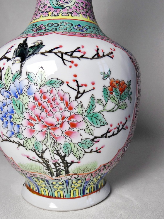 Image 1 of Grand vase balustre base percée chinois/ancien porcelaine émaillée famille rose