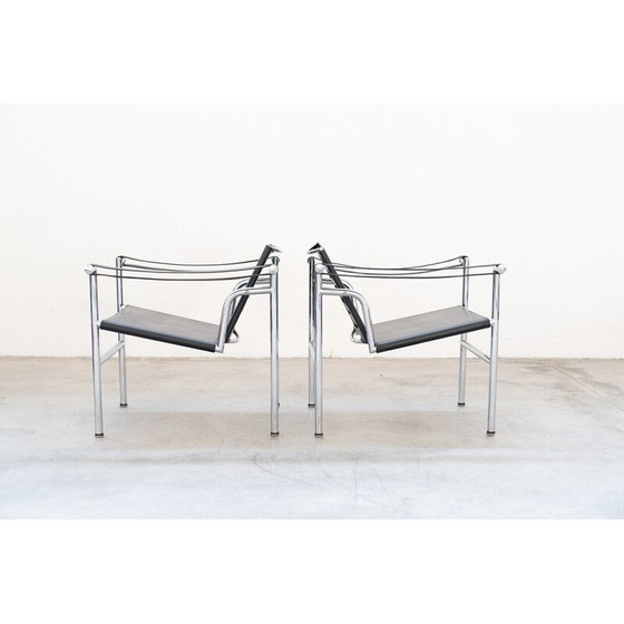 Image 1 of Pair of vintage LC1 armchairs in leather and steel by Le Corbusier and Pierre Jenneret for Cassina, Italy 1970